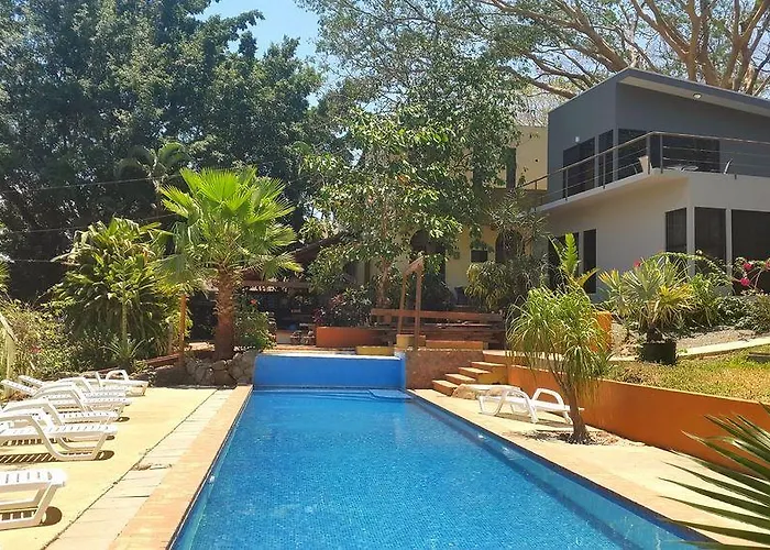 Hotel Nahua 3*