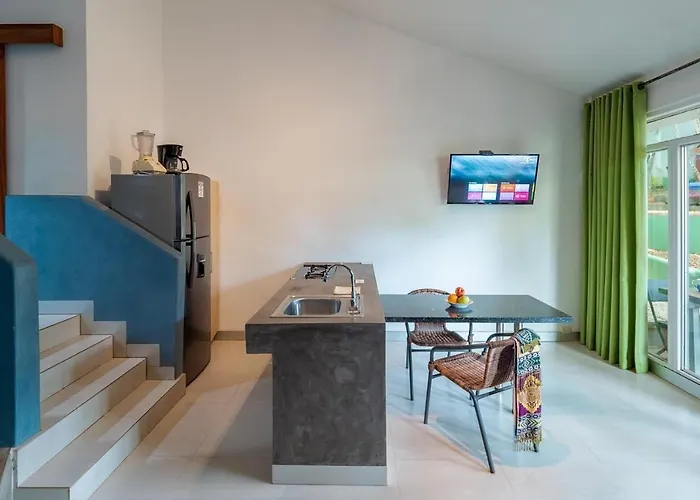 Nahua Hotel